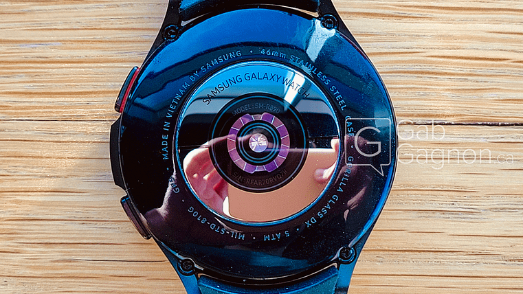 Dos de la samsung Galaxy Watch 4 Classic